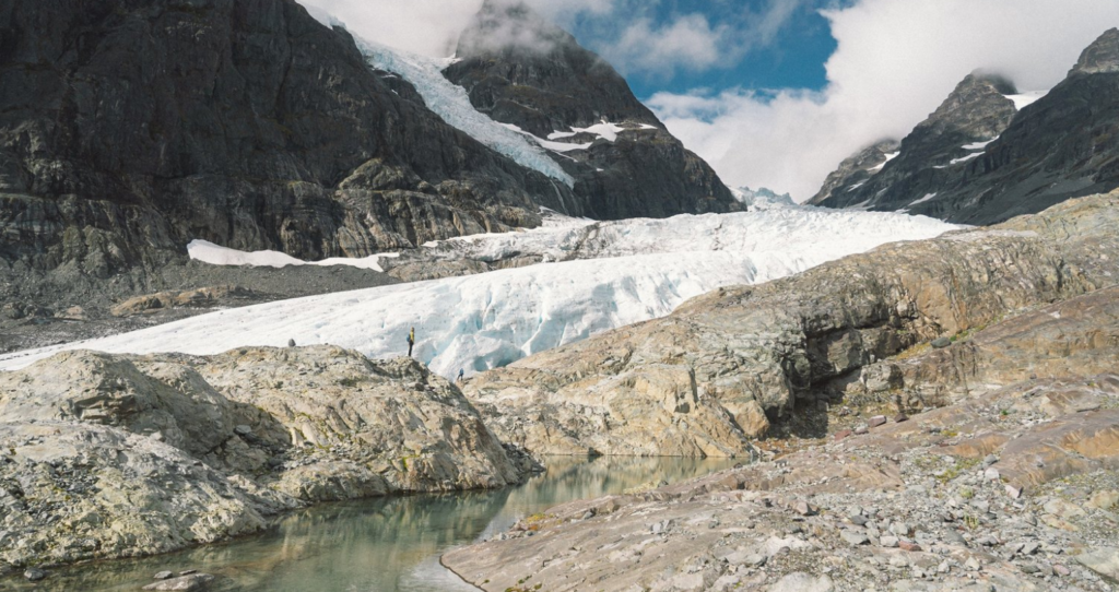 Carried Out North - Fraser River to Burnie Glacier Chalet - Travel